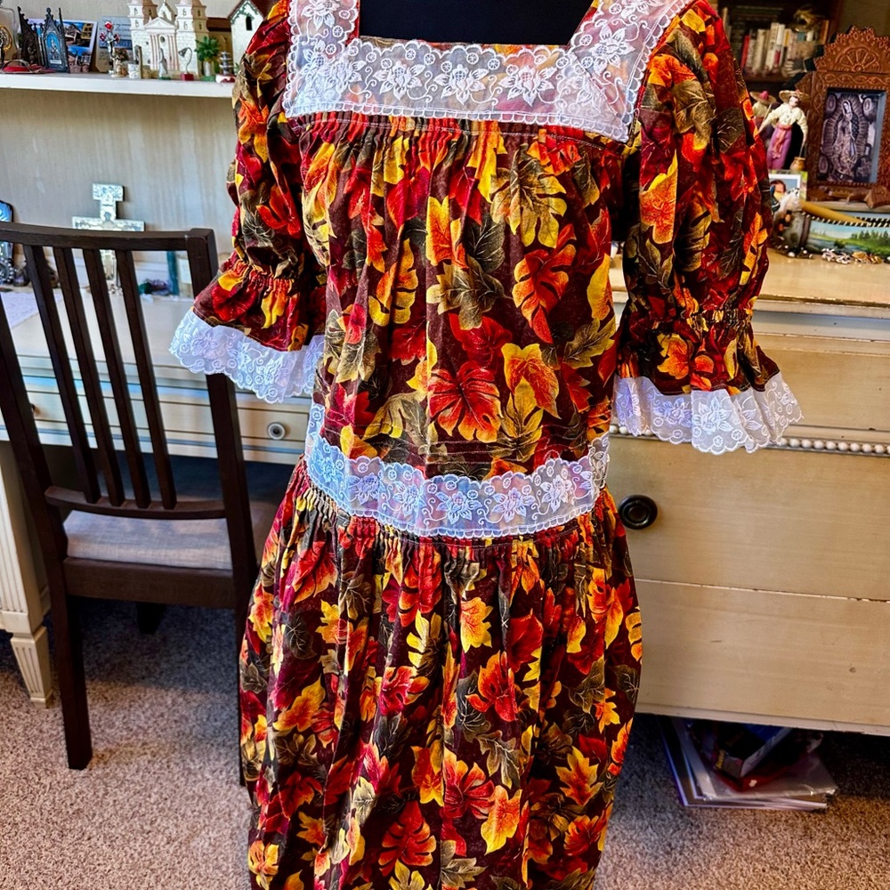 Autumn Midi Dress with Lace Trim🍁🍂